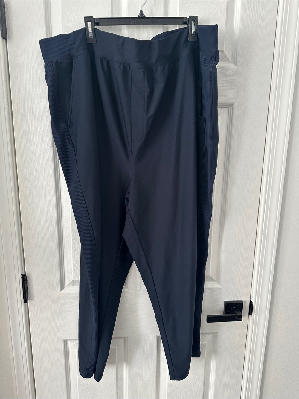 Plus women’s Power soft-go dry track pants-worn once